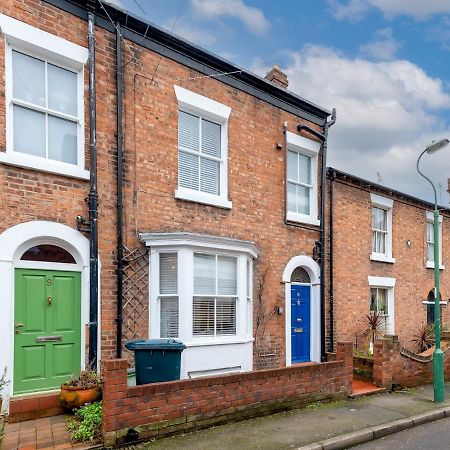 Pass The Keys 3 Storey Townhouse Shrewsbury Eksteriør billede