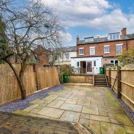 Pass The Keys 3 Storey Townhouse Shrewsbury Eksteriør billede