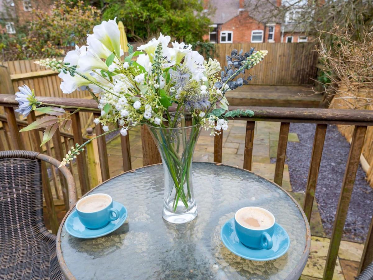 Pass The Keys 3 Storey Townhouse Shrewsbury Eksteriør billede